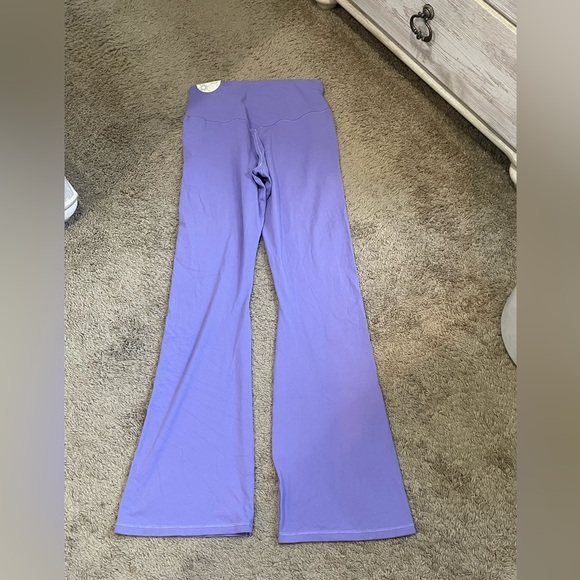 Offline by Aerie Real Me Xtra Hi-Rise Bootcut Legging NWT - Picture 8 of 9